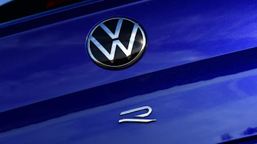 2022 Volkswagen T-Roc R - rear badge