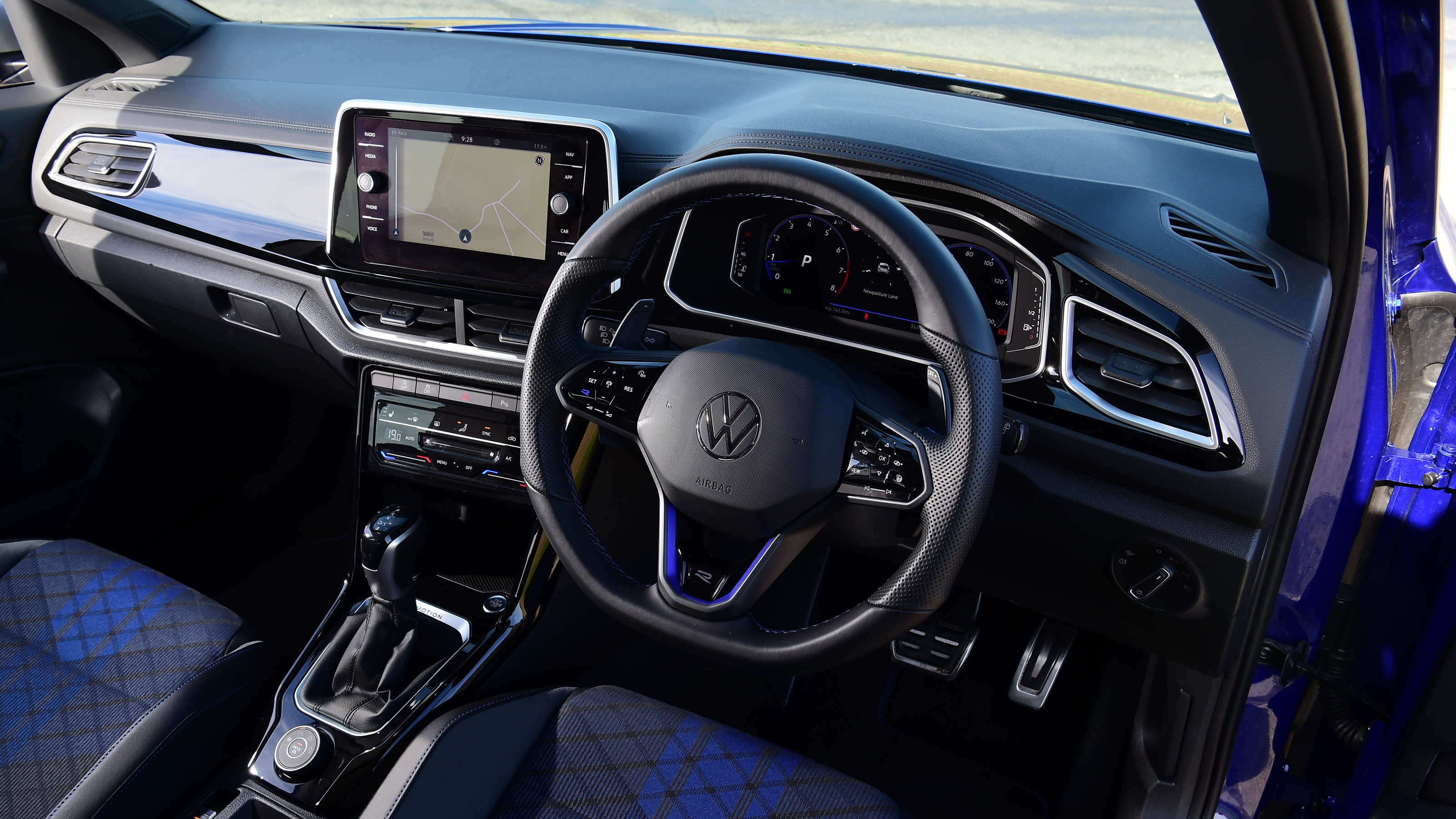 2022 Volkswagen T-Roc R - interior (driver's door view)