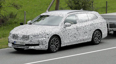 2023 Skoda Superb (camouflaged) - front angled
