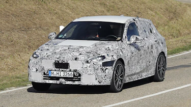 BMW 1 Series facelift spyshot 1