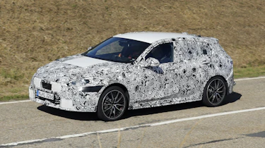 BMW 1 Series facelift spyshot 2