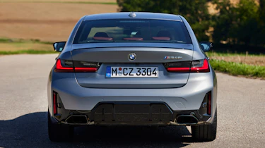 BMW 3 Series.- full rear