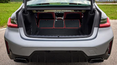 BMW 3 Series.- boot