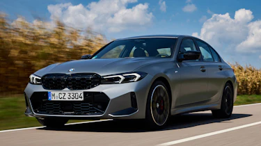 BMW 3 Series.- front
