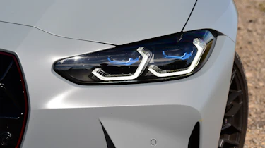BMW M4 CSL - front light