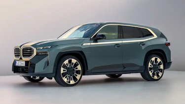 BMW XM - front static