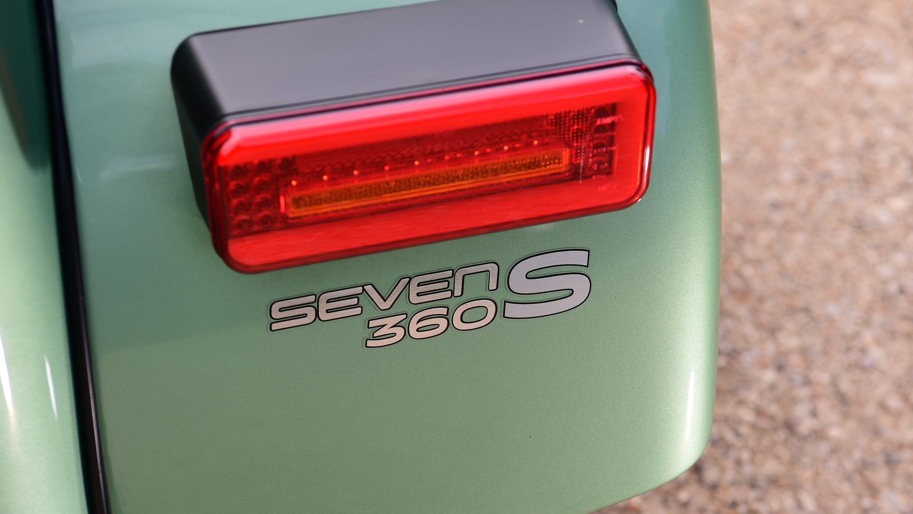 Caterham Seven 360S SV - taillight