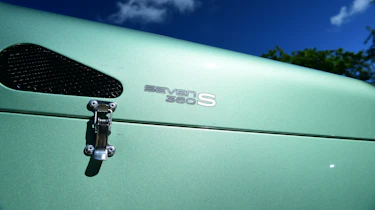 Caterham Seven 360S SV - bonnet badge