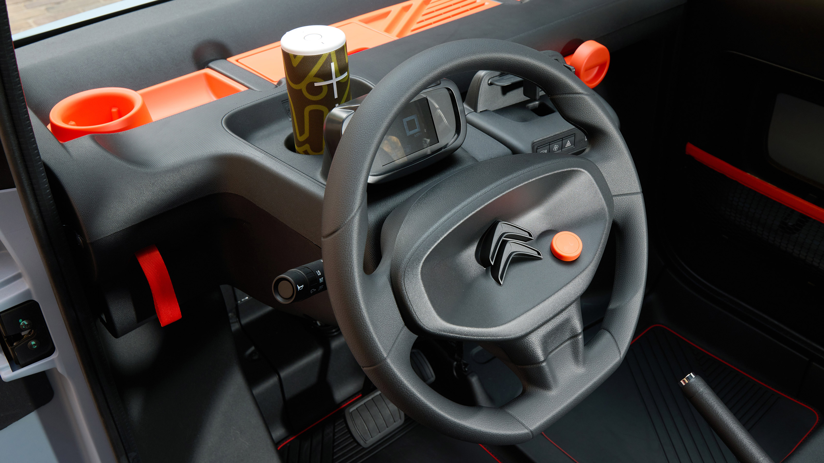Citroen Ami - dash