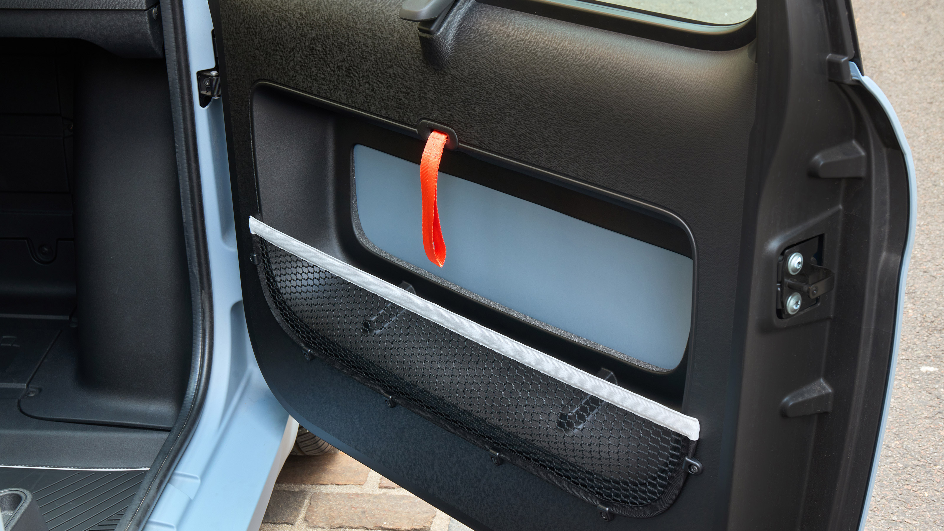 Citroen Ami - door