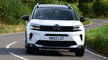 Citroen C5 Aircross - front cornering