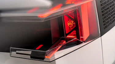 Citroen Oli concept - rear light