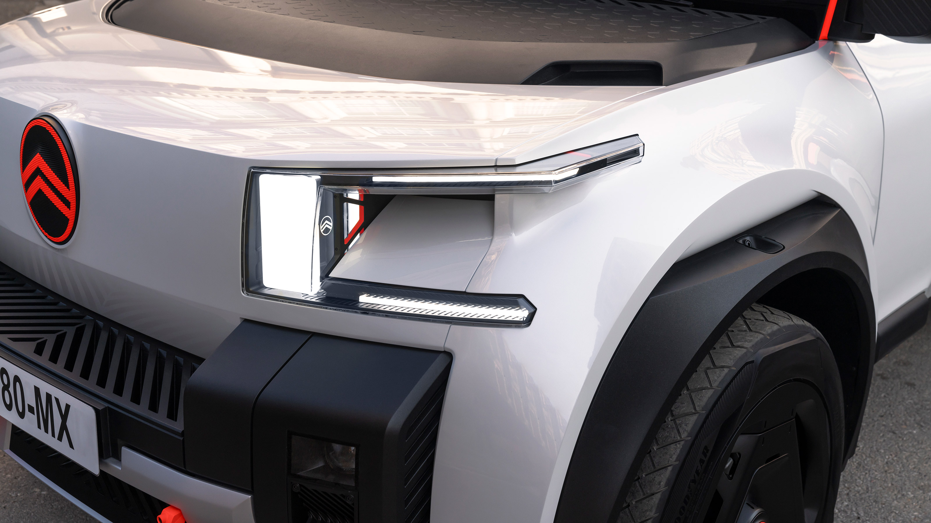 Citroen Oli concept - front light