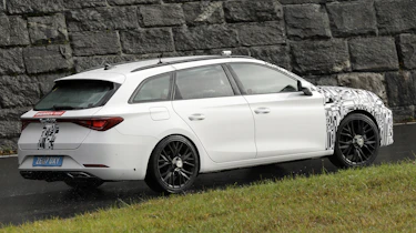 Cupra Leon facelift - spyshot 8