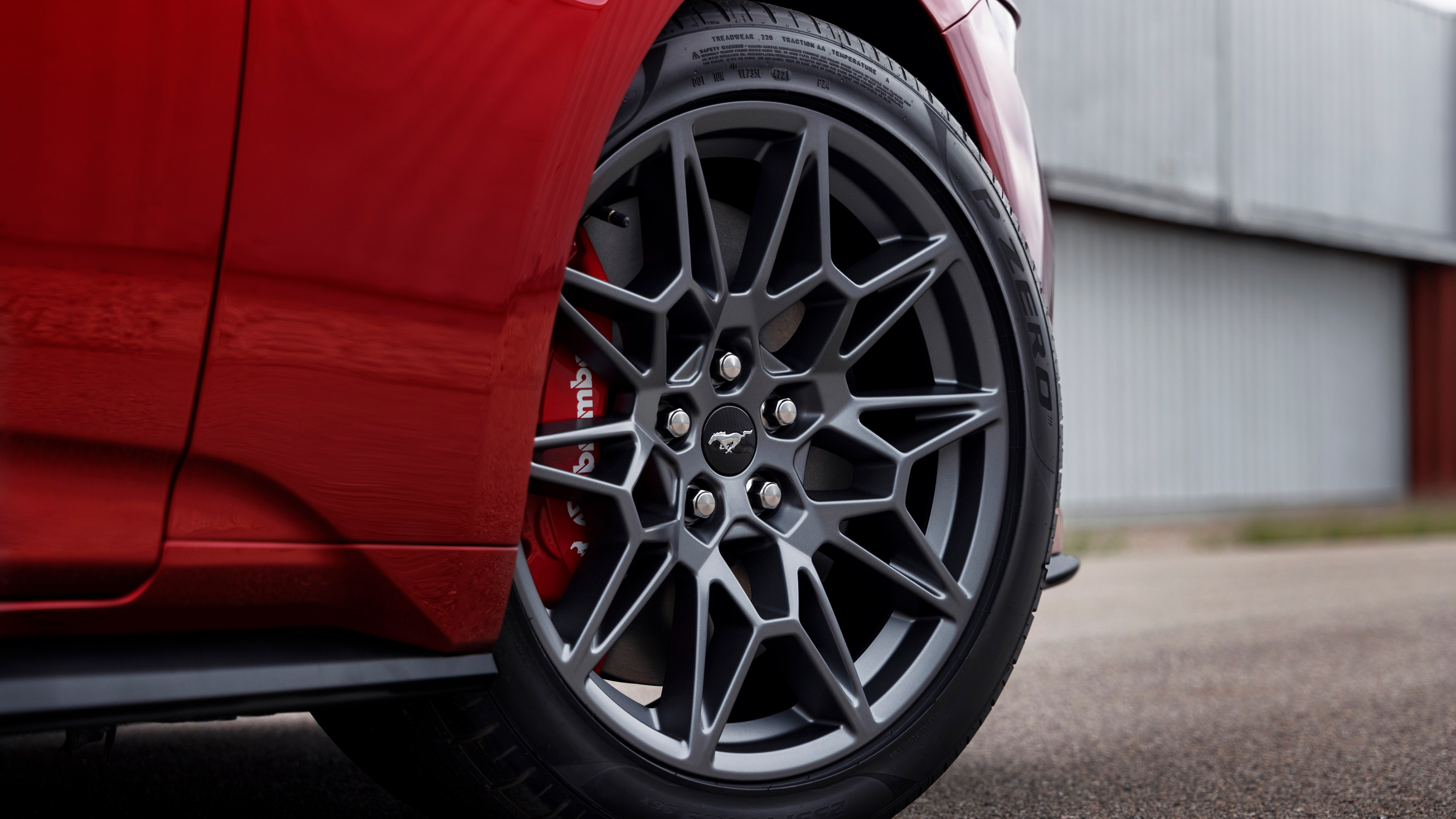 Ford Mustang 2022 - wheel