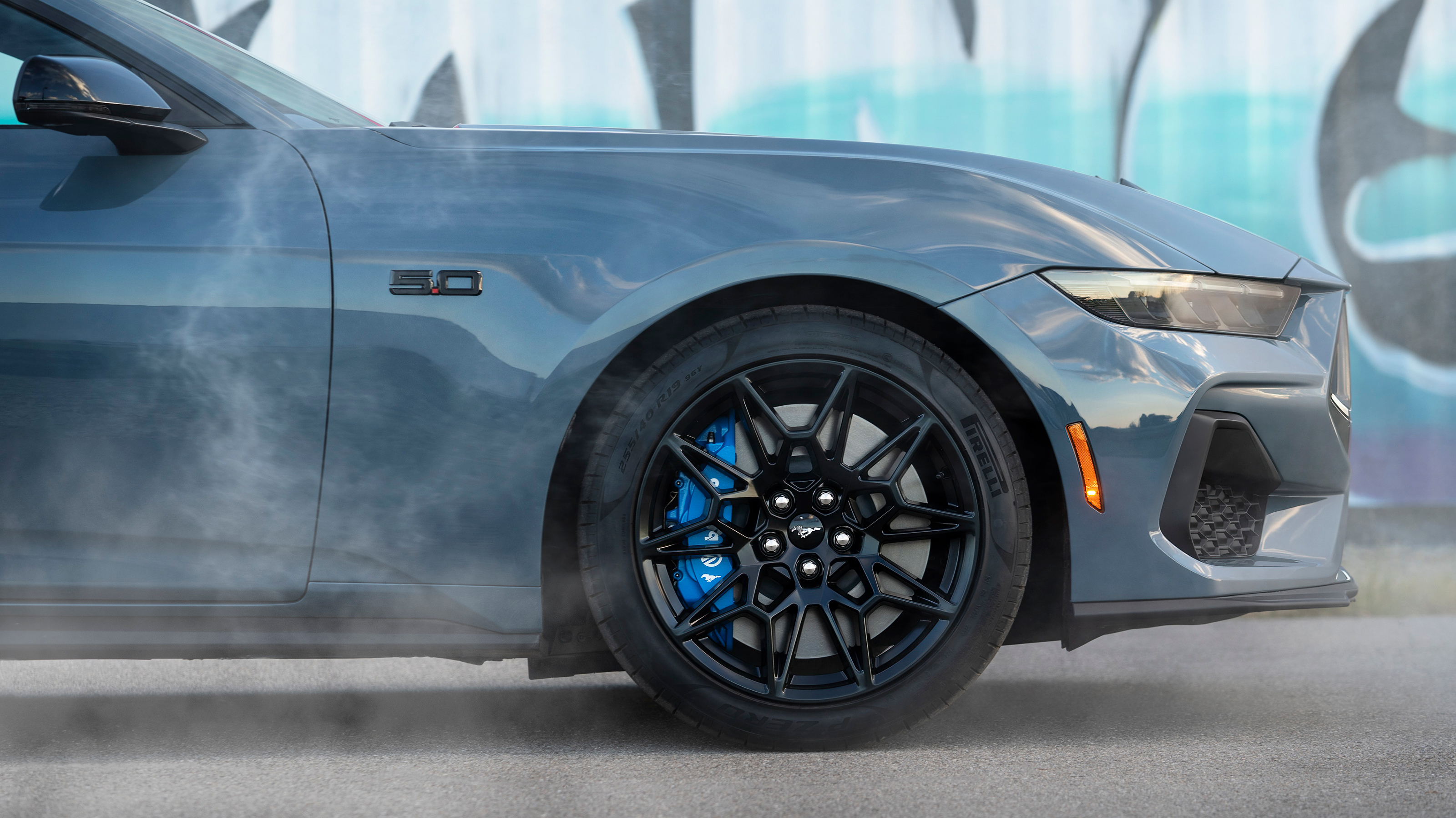 Ford Mustang 2022 - wheel side