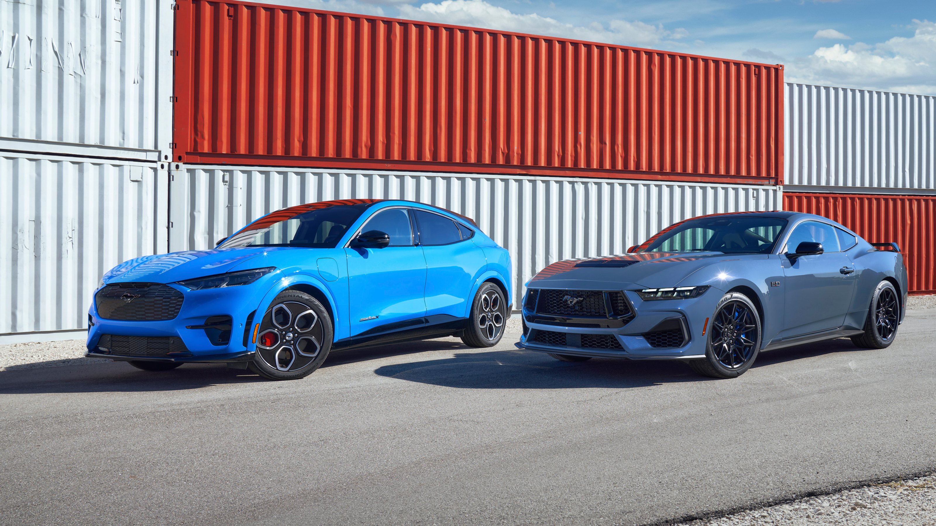 Ford Mustang 2022 - Mach-E