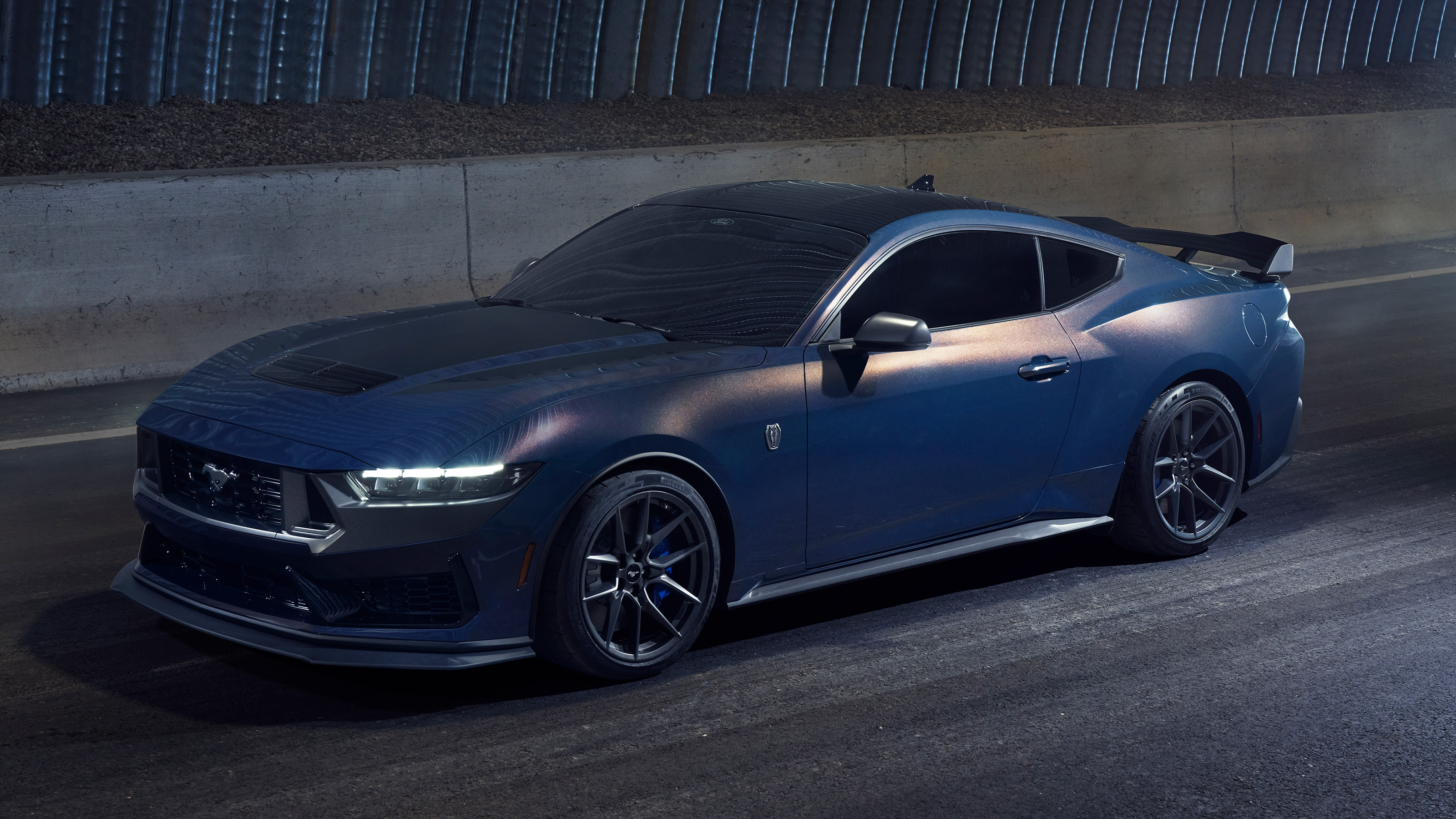 Ford Mustang Dark Horse - front static