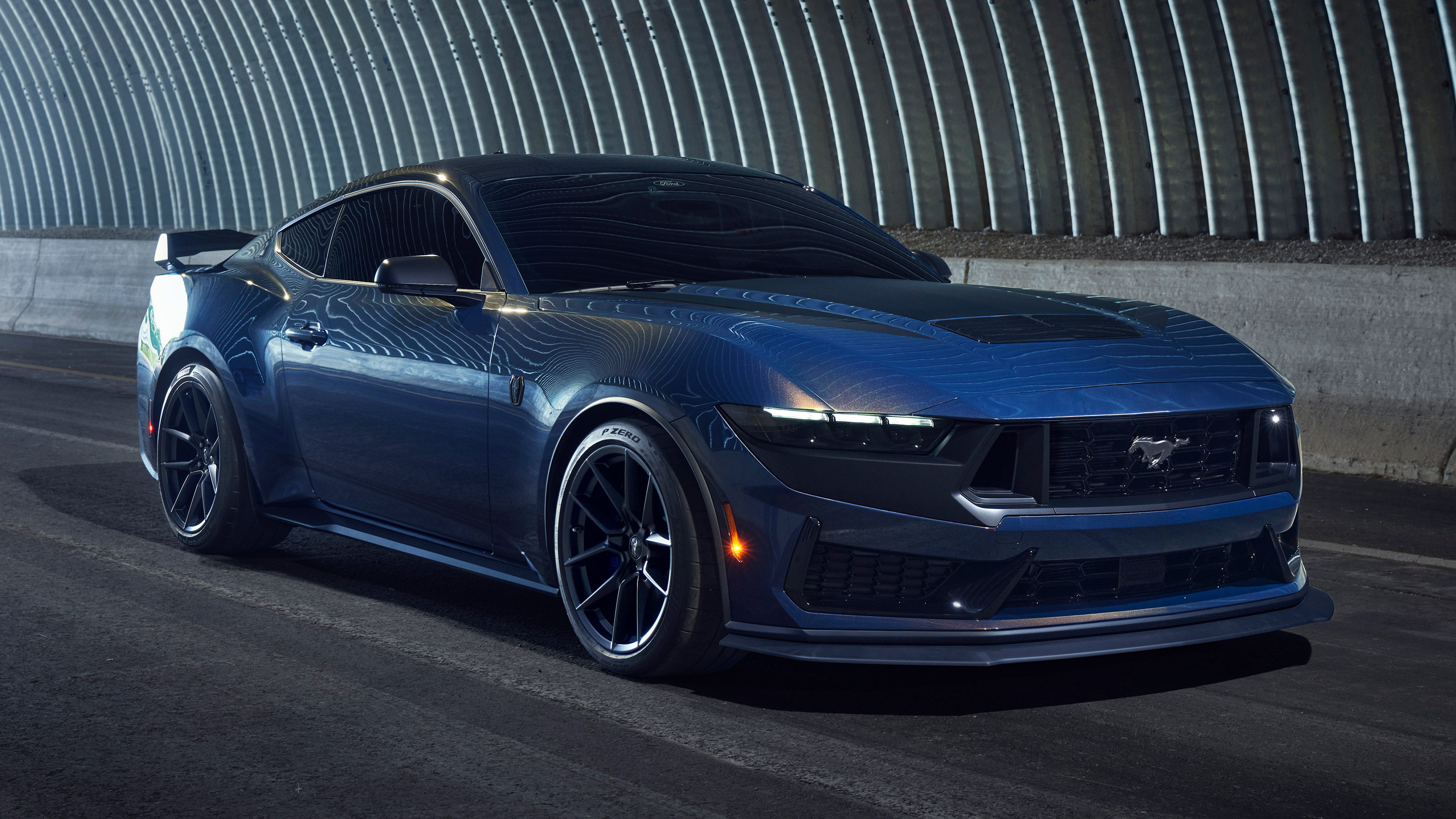 Ford Mustang Dark Horse - front