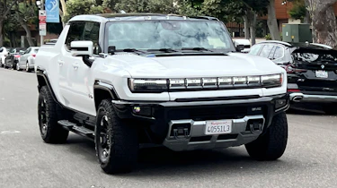 Hummer EV - front static