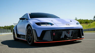Hyundai RN22e concept - front tracking