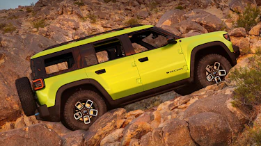 Jeep Recon - side