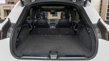Mercedes EQS SUV - boot seats down