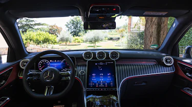 Mercedes GLC 300 de - interior