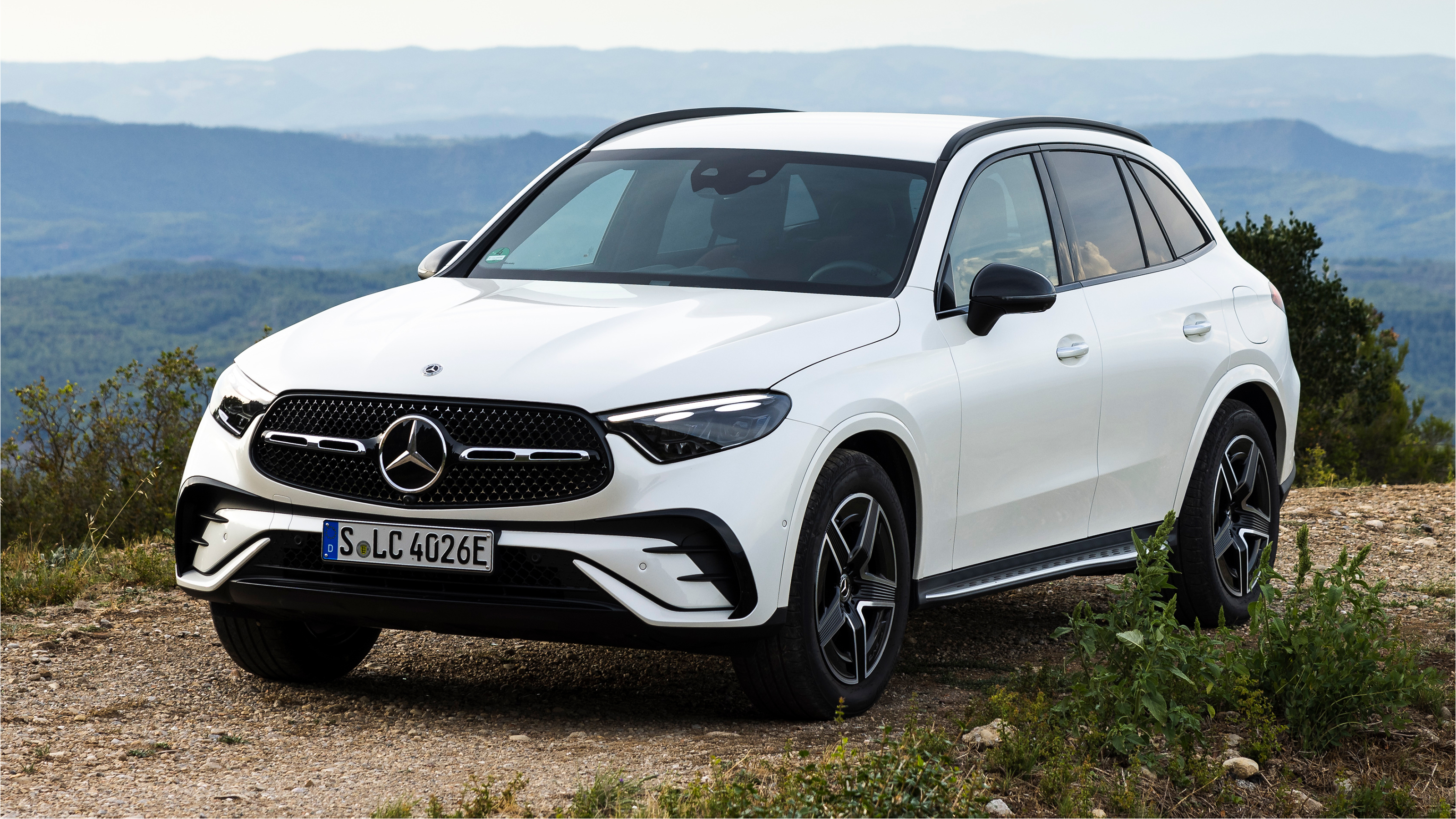 Mercedes GLC 300 de - front static