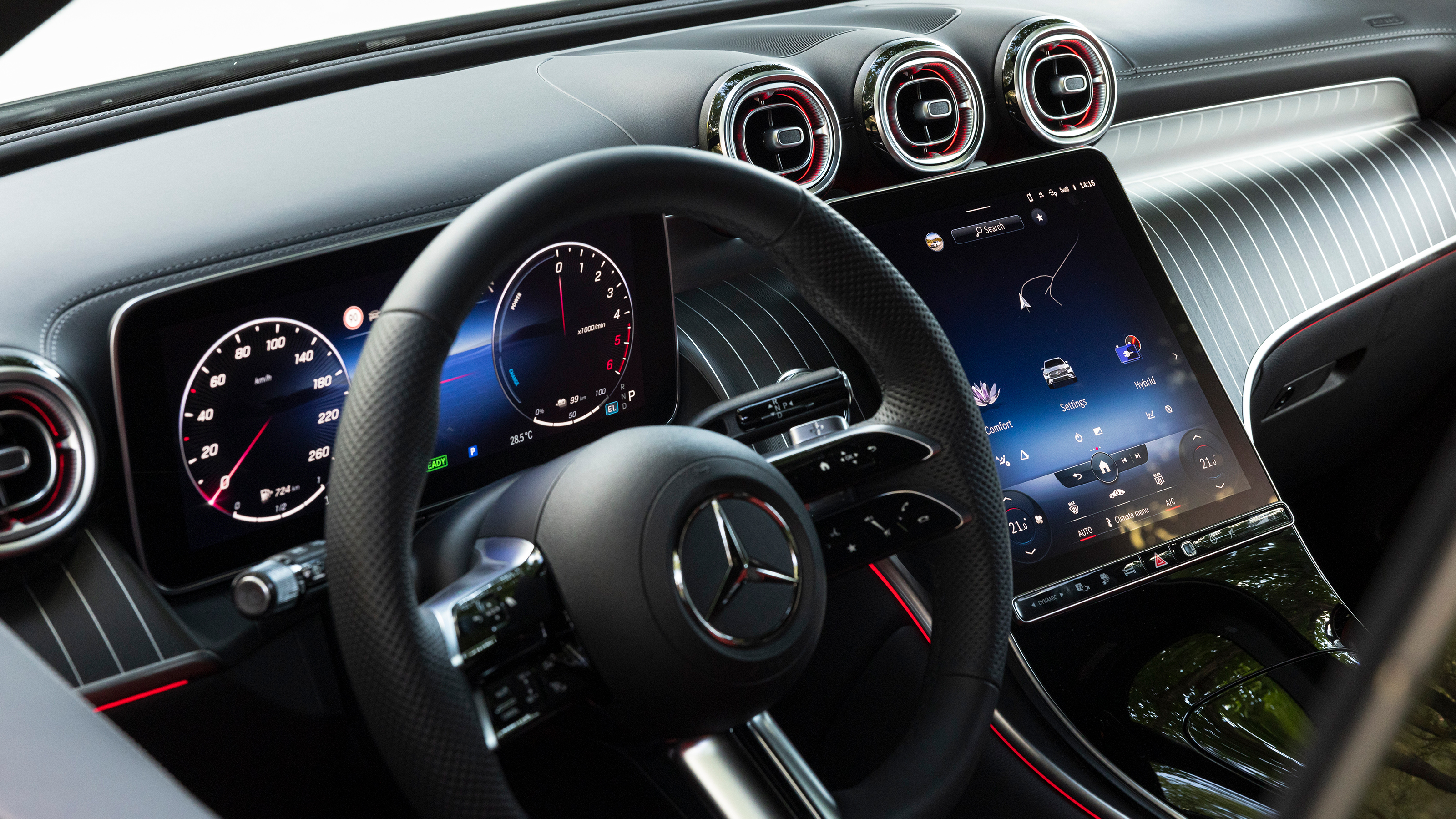 Mercedes GLC 300 de - dashboard