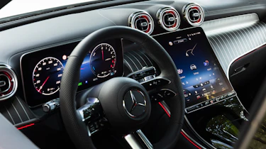 Mercedes GLC 300 de - dashboard