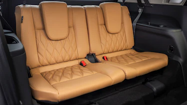 Nissan X-Trail - rear seats