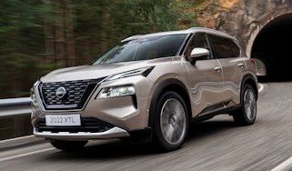 Nissan X-Trail - front