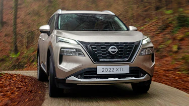 Nissan X-Trail - front cornering