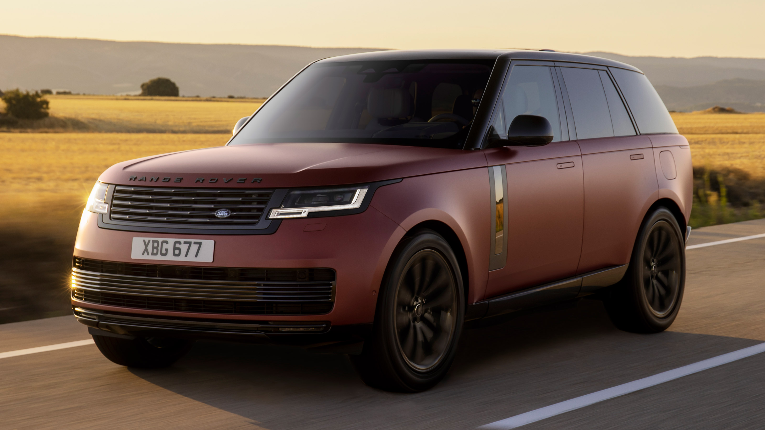 Range Rover PHEV - front