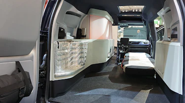 Renault Hippie Caviar Motel - interior
