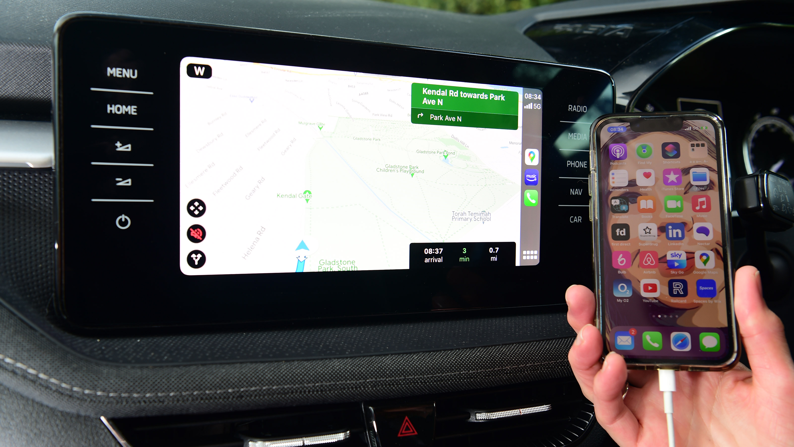 Skoda Fabia long termer second report - phone