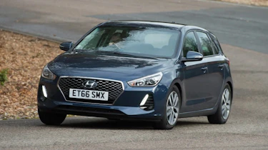 Used Hyundai i30 Mk3 - front cornering