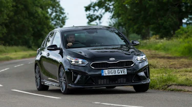 Used Kia Ceed Mk3 - front cornering