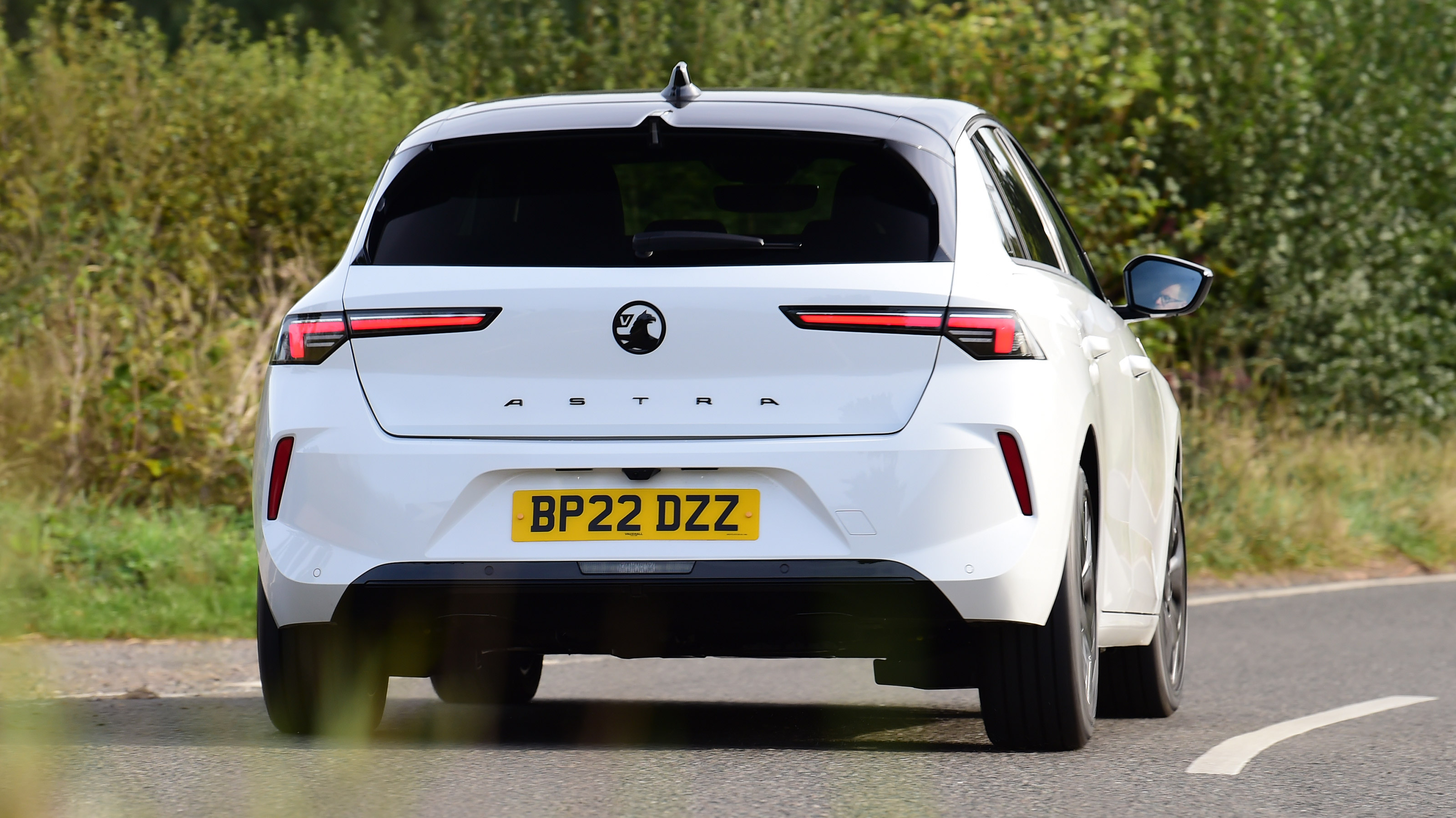 Vauxhall Astra diesel - rear cornering