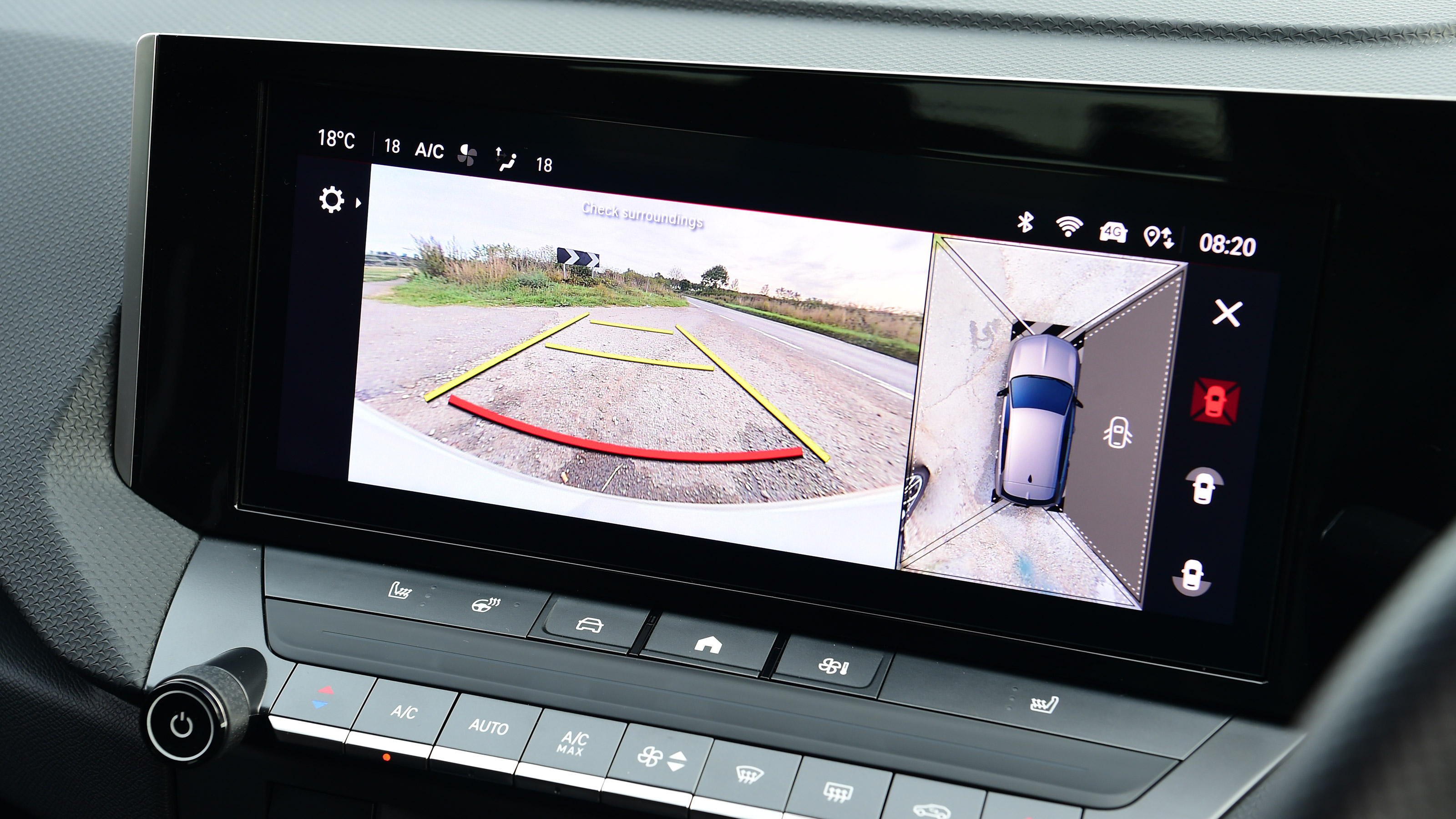 Vauxhall Astra diesel - reversing camera