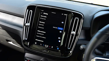 Volvo C40 Recharge - infotainment