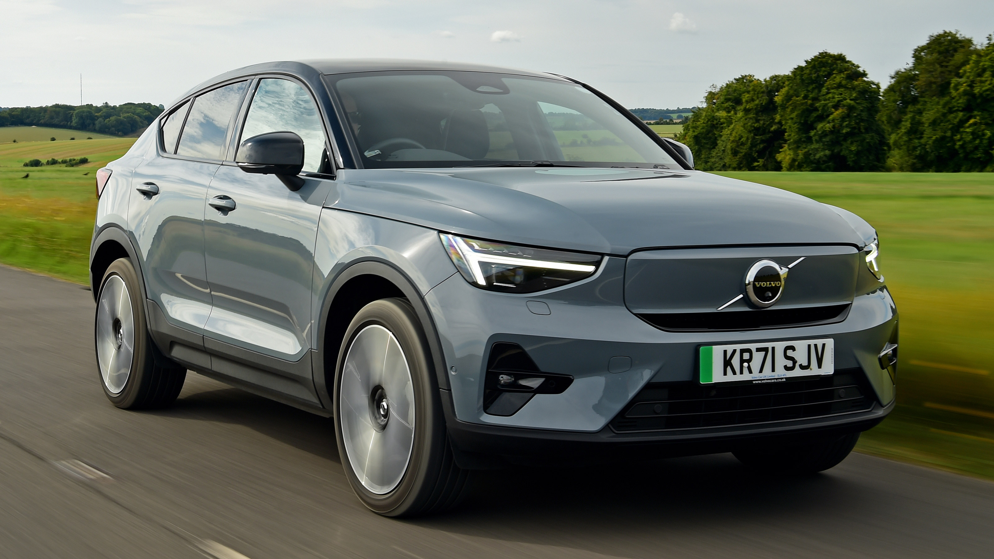 Volvo C40 Recharge - front