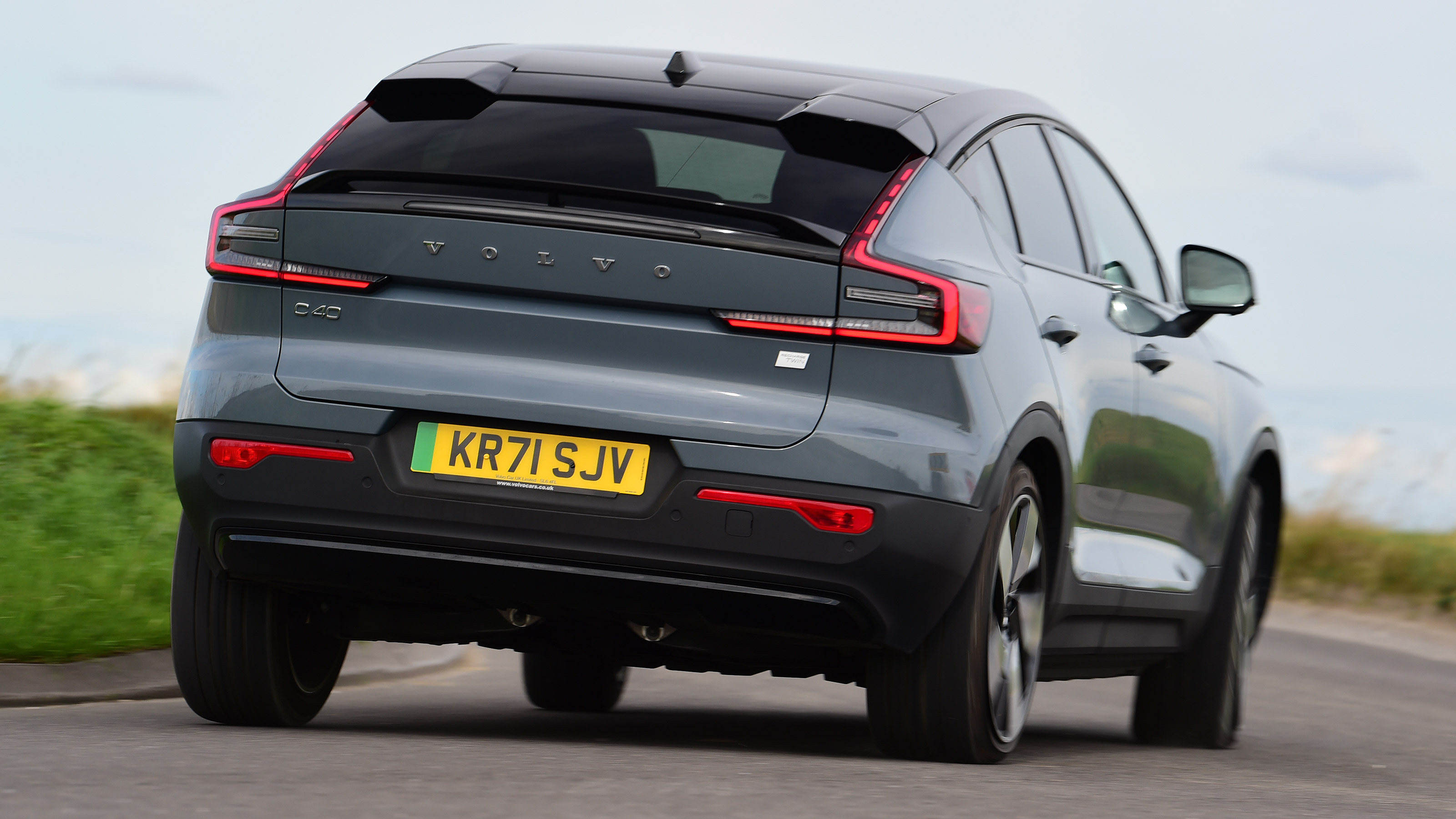 Volvo C40 Recharge - rear cornering