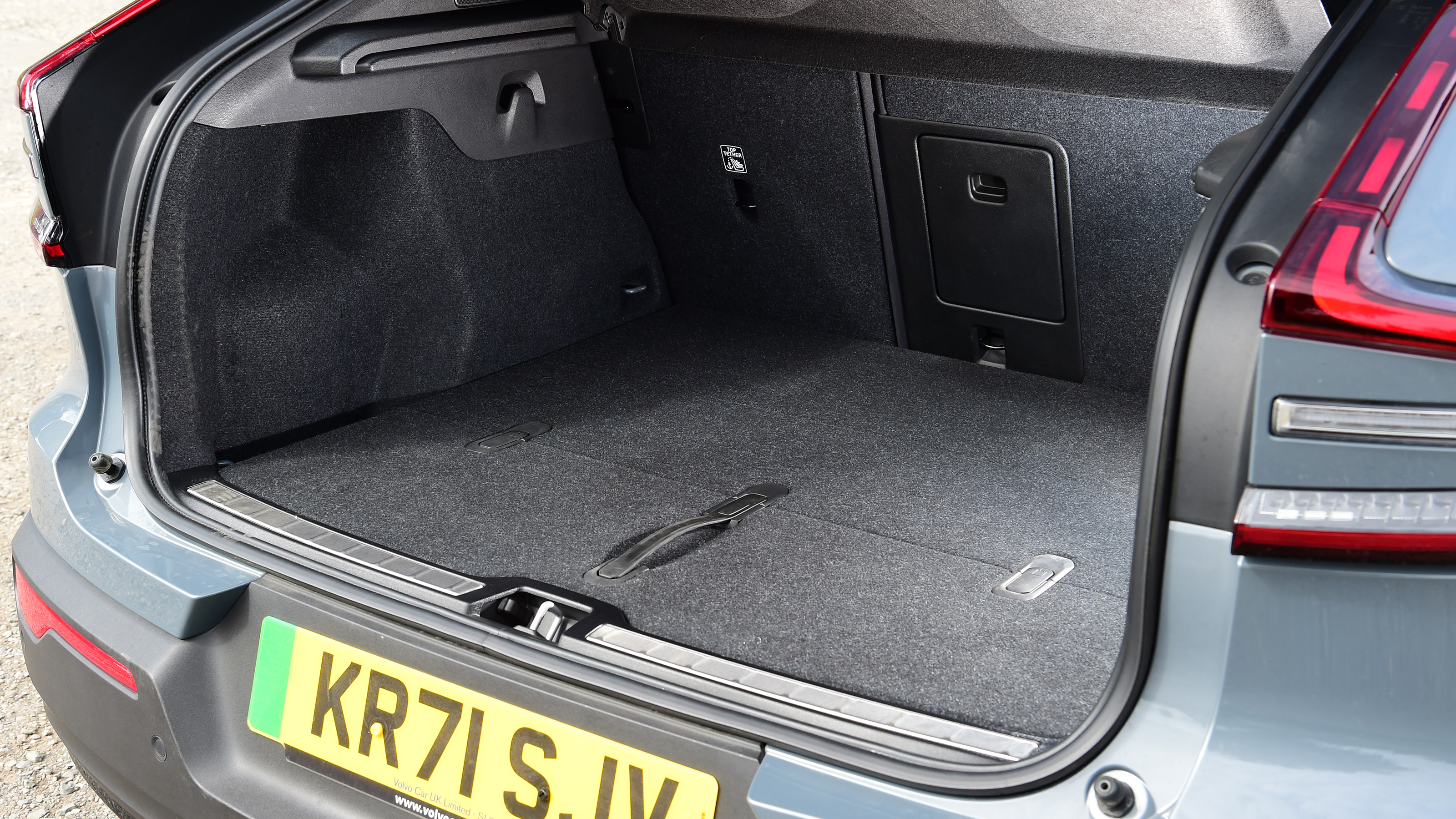 Volvo C40 Recharge - boot