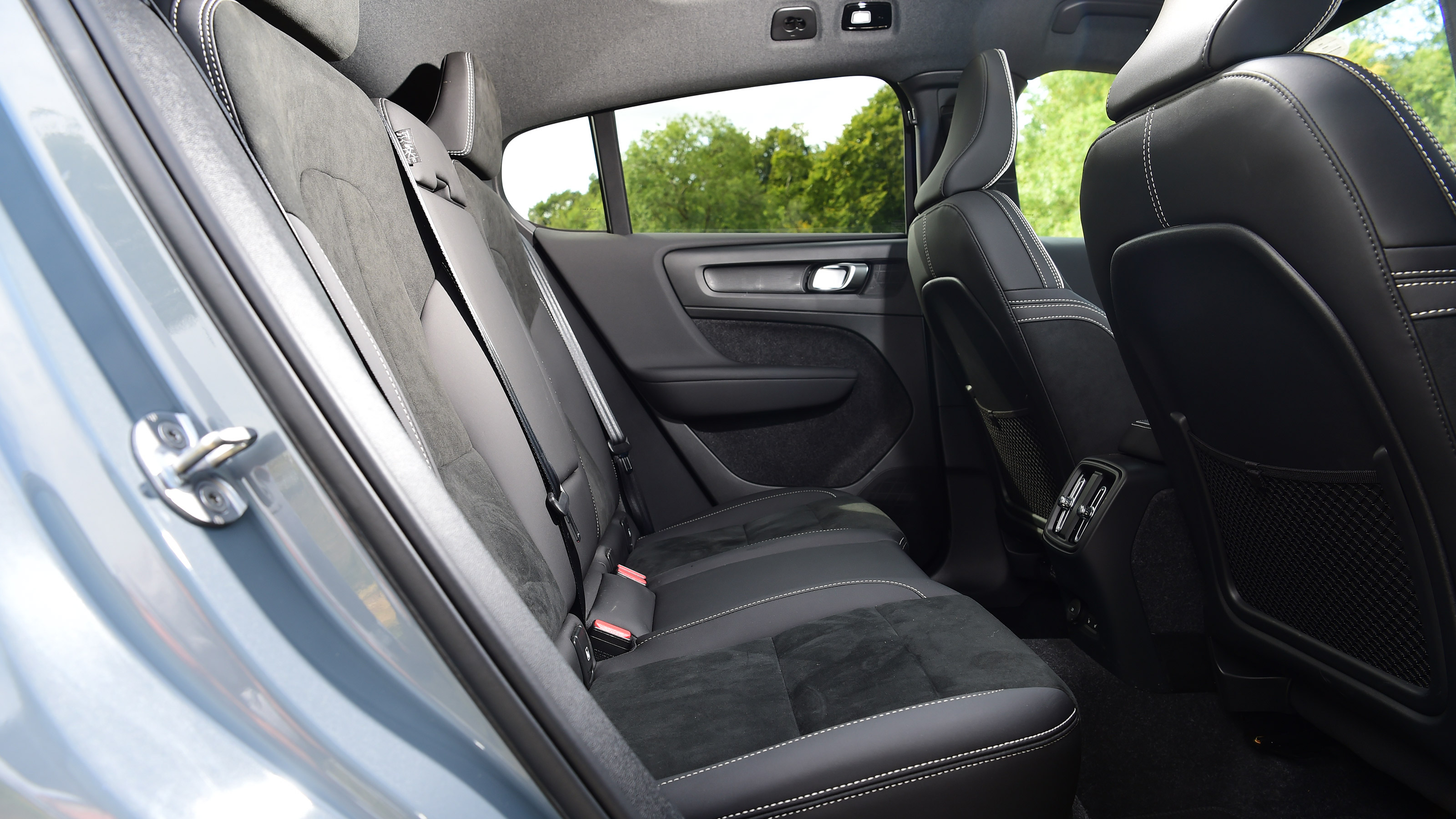 Volvo C40 Recharge - rear seats