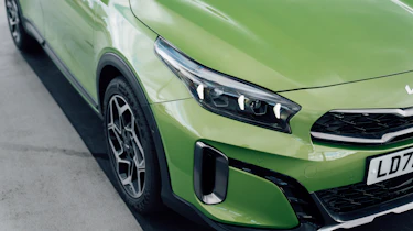 Kia XCeed - headlight