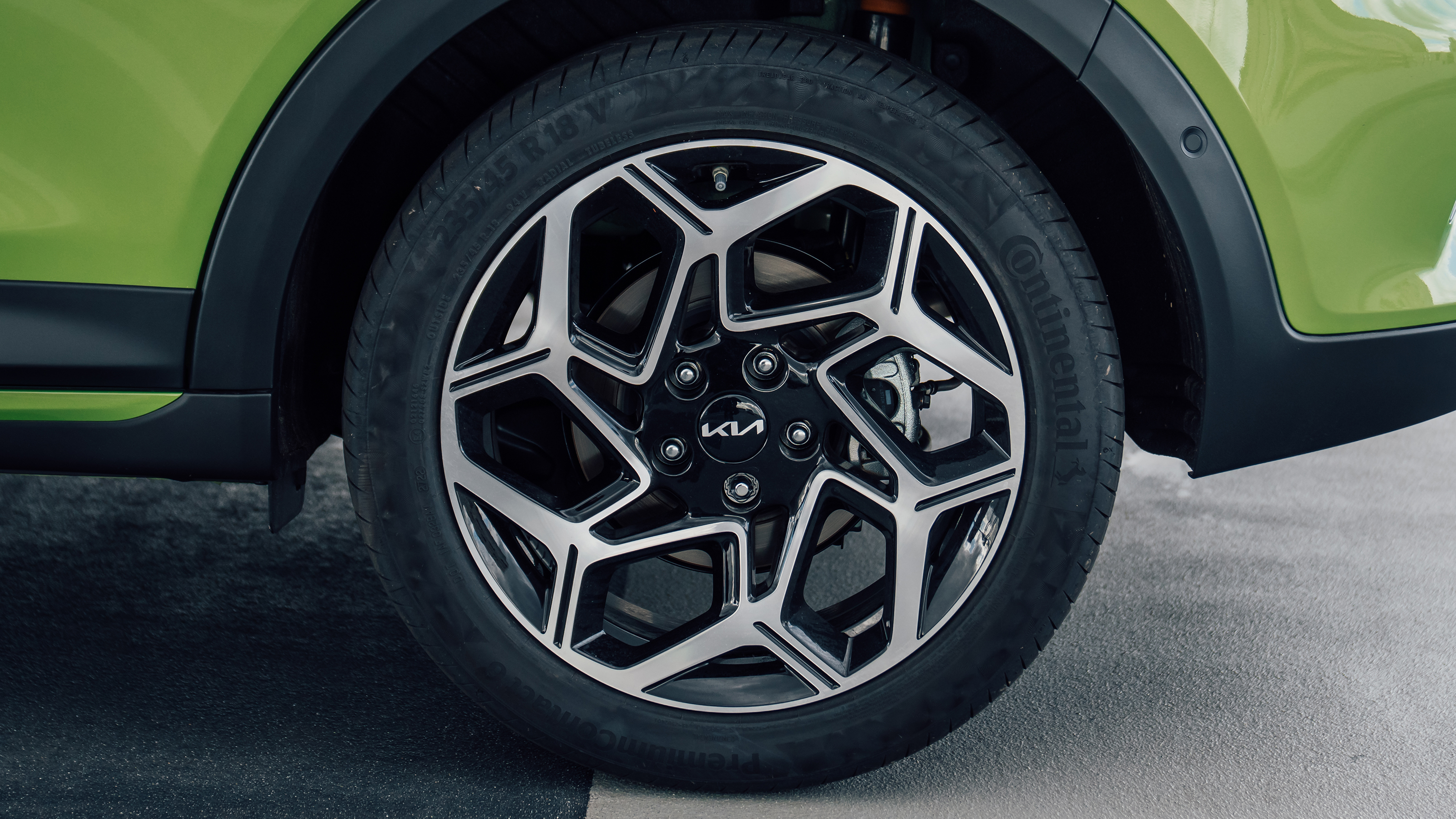 Kia XCeed - wheel
