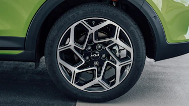 Kia XCeed - wheel