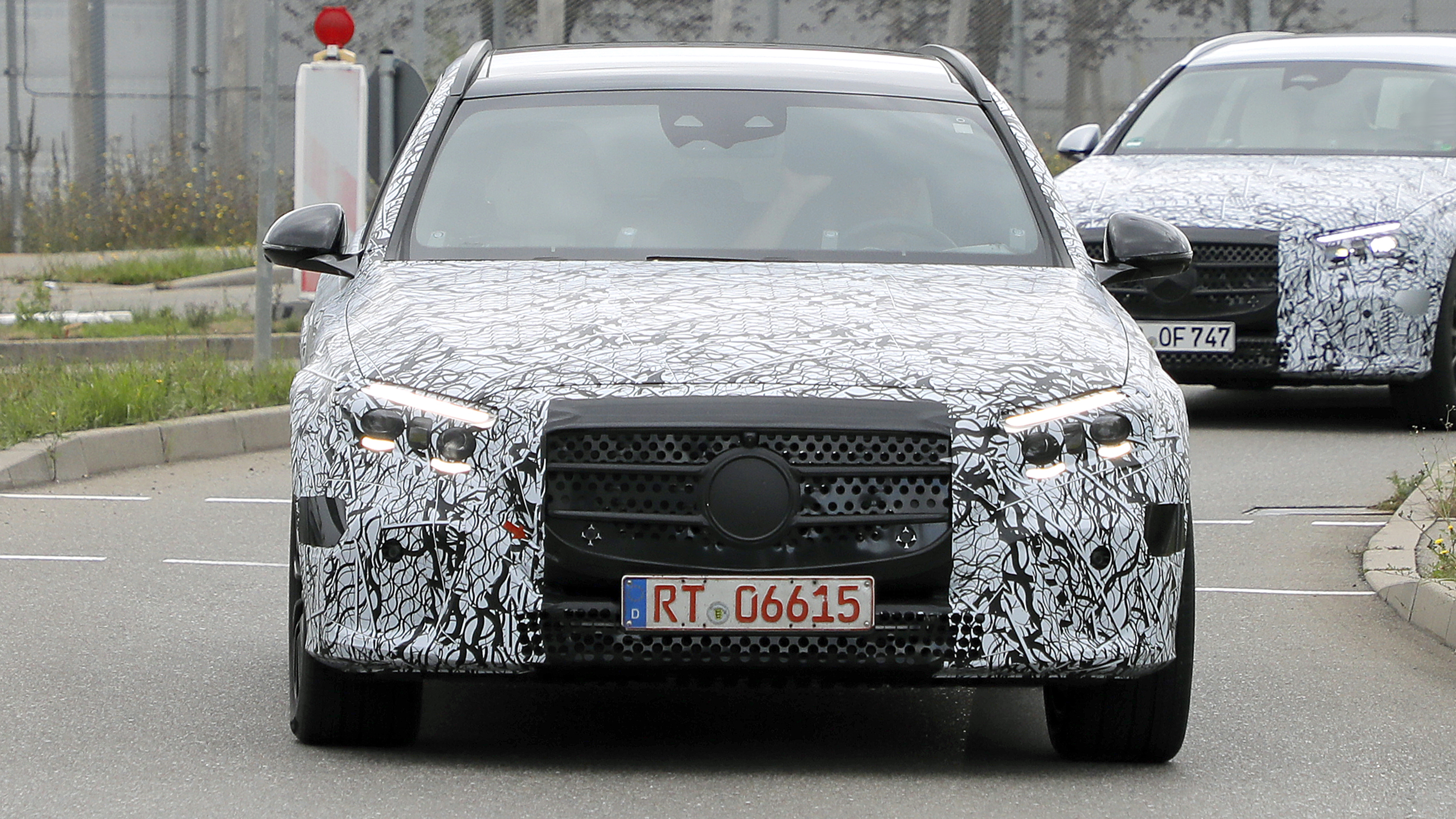 2023 Mercedes E-Class Estate - front